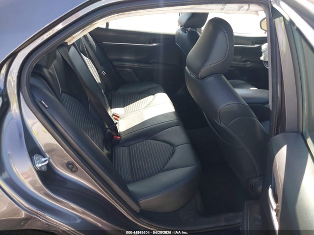 Toyota Camry Se