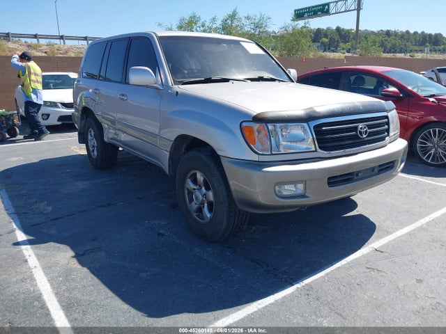 Salvage Toyota Land Cruiser Image