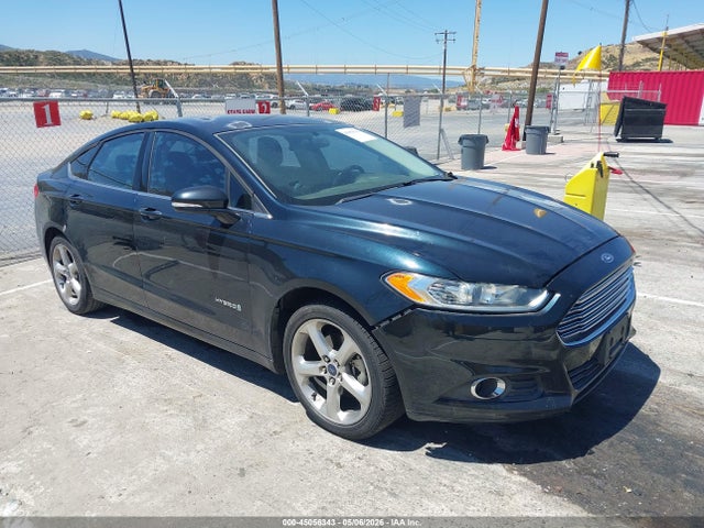 Salvage Ford Fusion Image
