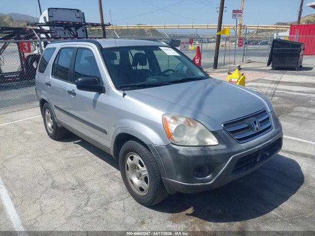 Salvage Honda CR-V Image