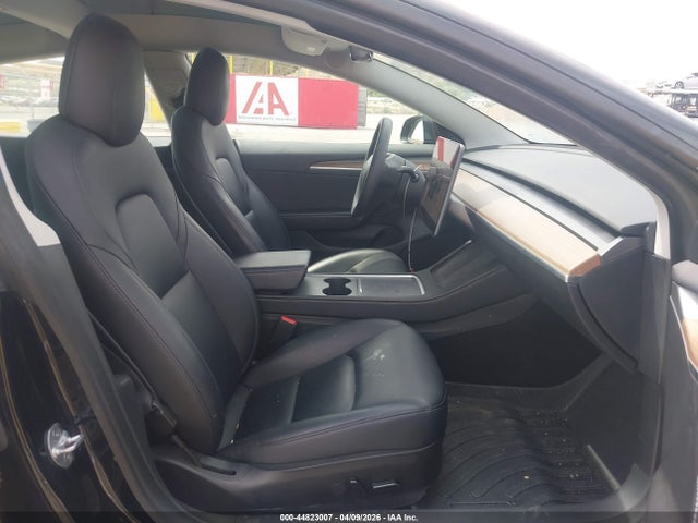 Tesla Model 3 Rear-wheel Drive