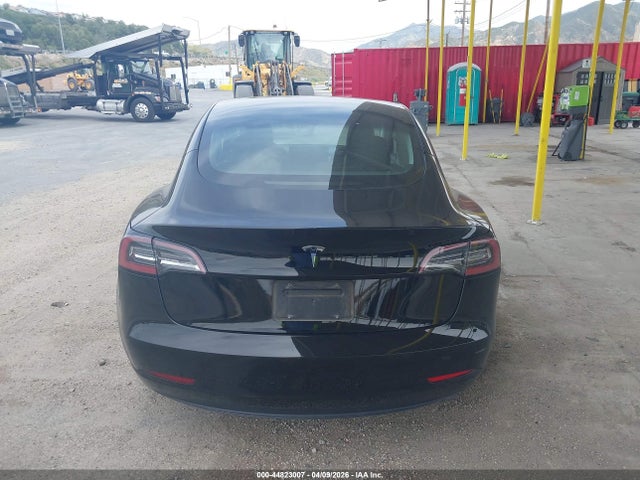 Tesla Model 3 Rear-wheel Drive