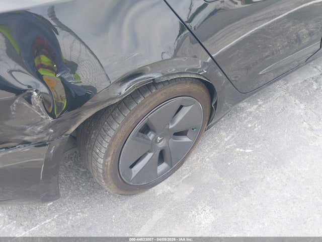 Tesla Model 3 Rear-wheel Drive
