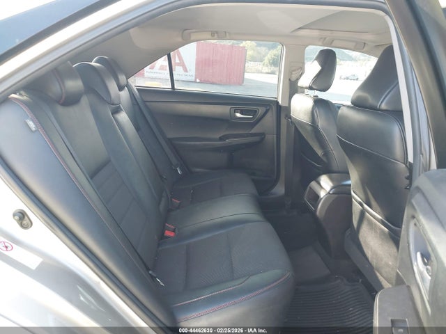 Toyota Camry Se