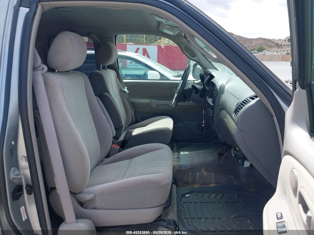 Toyota Tundra Sr5 V8