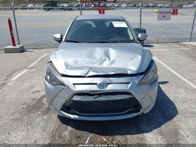 Toyota Yaris Le
