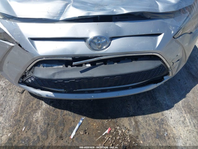 Toyota Yaris Le