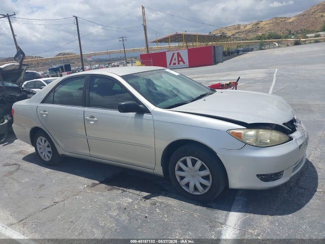 Toyota Camry Std