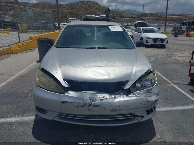 Toyota Camry Std