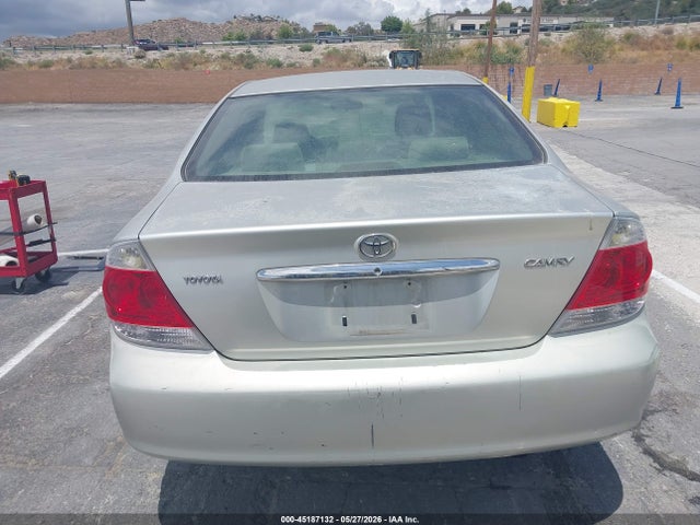 Toyota Camry Std