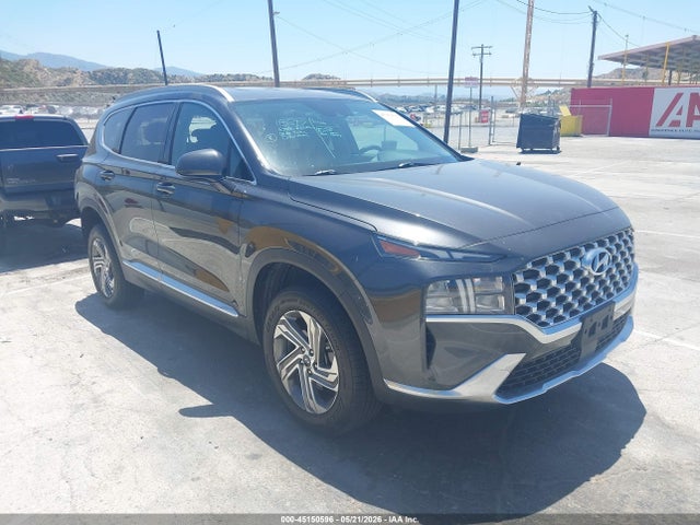 Salvage Hyundai SANTA FE Image