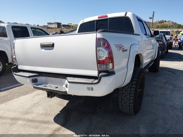 Toyota Tacoma Base V6