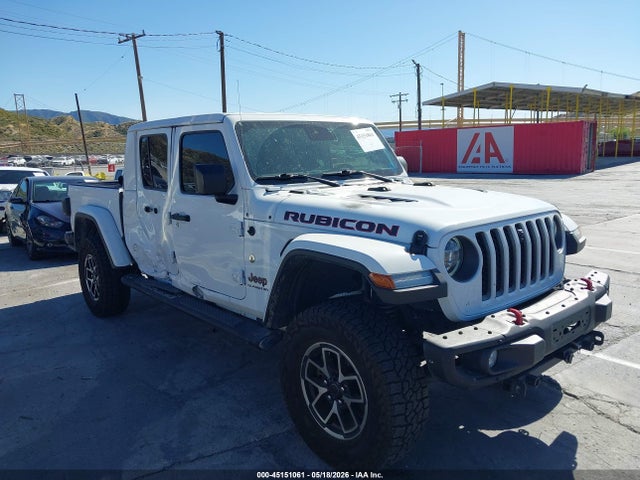Salvage Jeep Gladiator Image