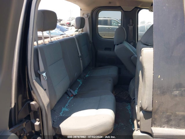 Nissan Titan Se