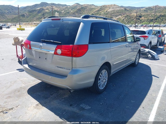 Toyota Sienna Limited