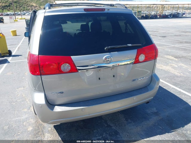 Toyota Sienna Limited
