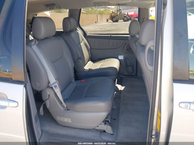 Toyota Sienna Limited
