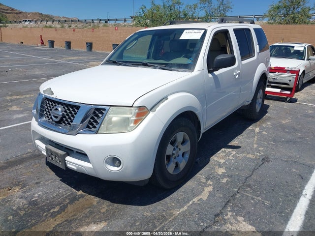 Nissan Pathfinder S Fe+