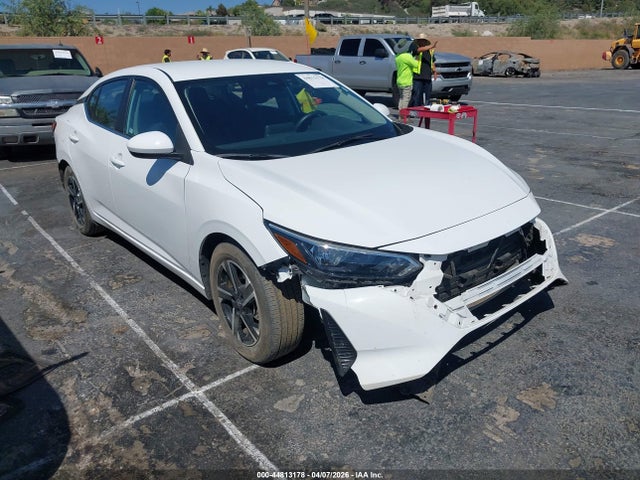 Salvage Nissan Sentra Image