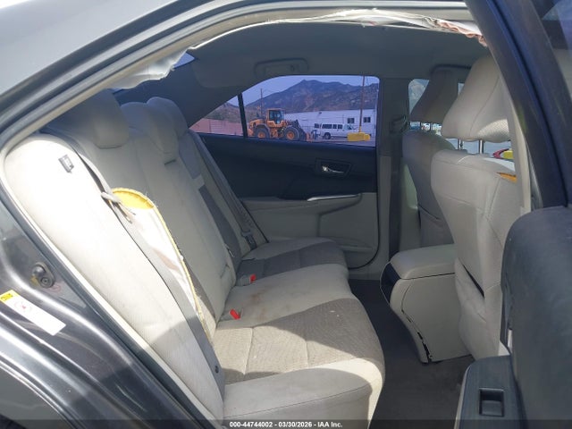Toyota Camry Le
