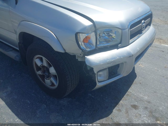 Nissan Pathfinder Se