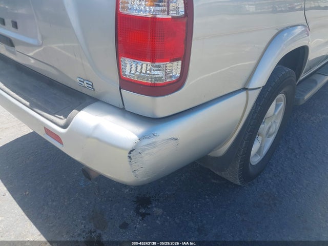 Nissan Pathfinder Se