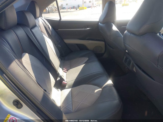 Toyota Camry Xle