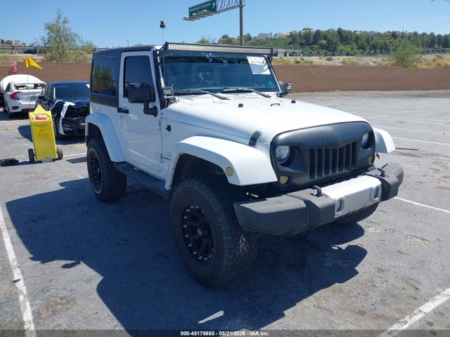 Salvage Jeep Wrangler Image