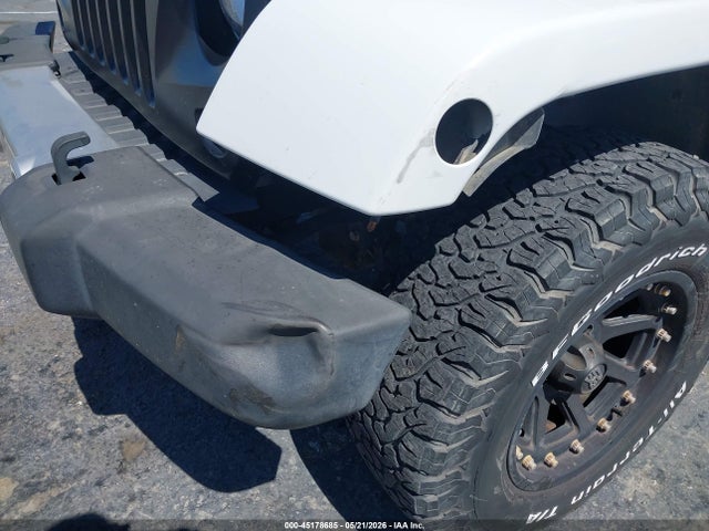 Jeep Wrangler Sahara