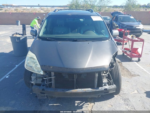 Toyota Sienna Xle Limited