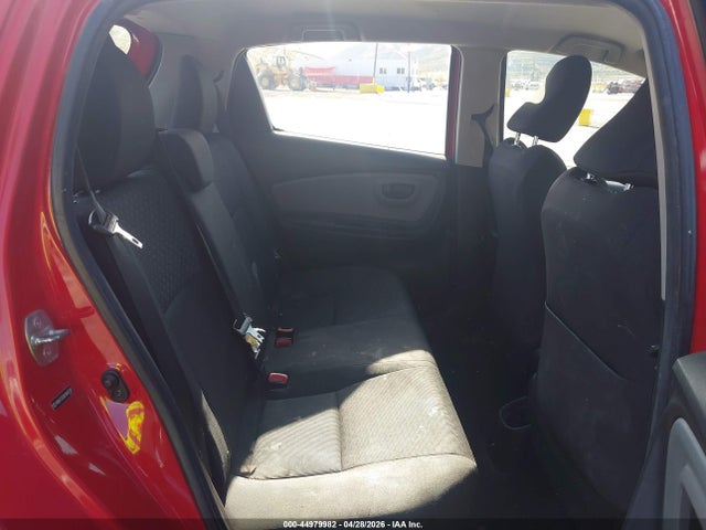 Toyota Yaris L