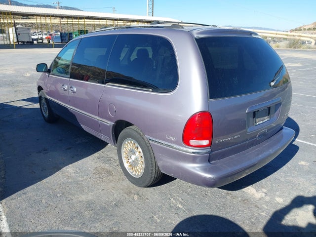 Chrysler Town & Country Lxi