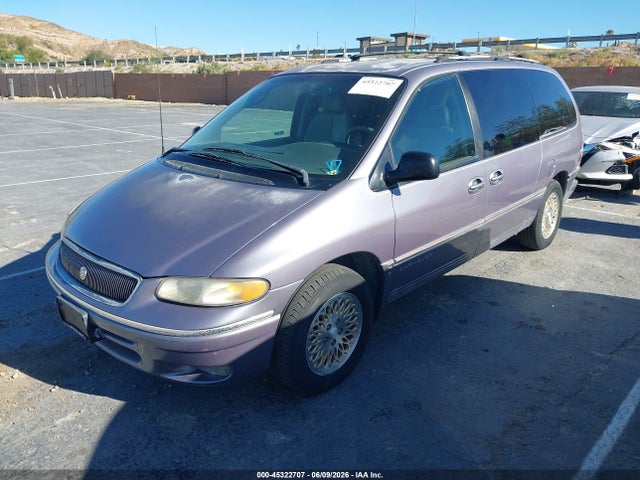 Chrysler Town & Country Lxi