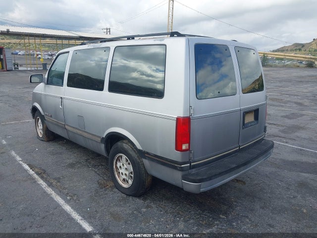 Chevrolet Astro
