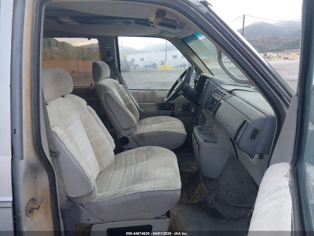 Chevrolet Astro
