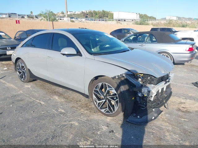 Salvage Hyundai Ioniq Image