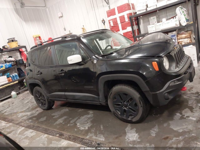 Jeep Renegade Deserthawk 4x4