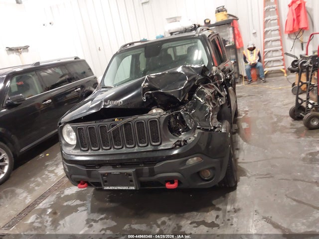 Jeep Renegade Deserthawk 4x4