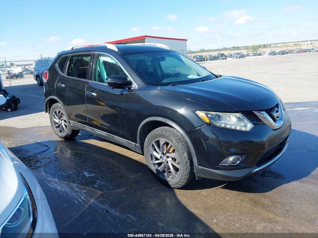 Salvage Nissan Rogue Image
