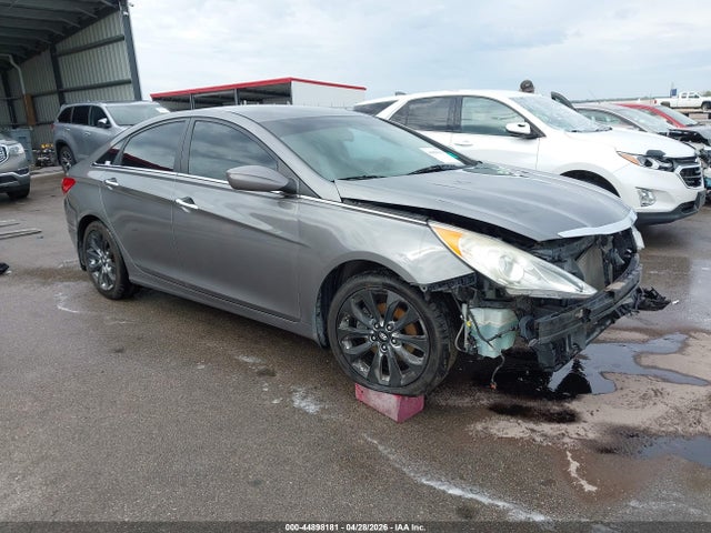 Salvage Hyundai SONATA Image