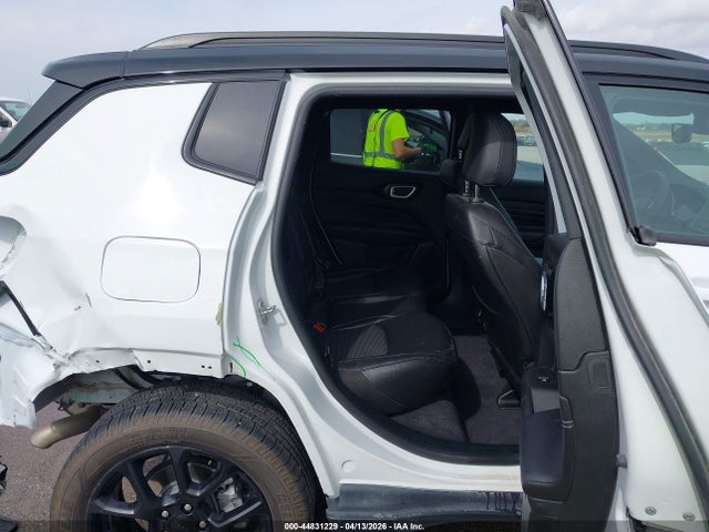 Jeep Compass Latitude 4x4