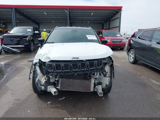 Jeep Compass Latitude 4x4