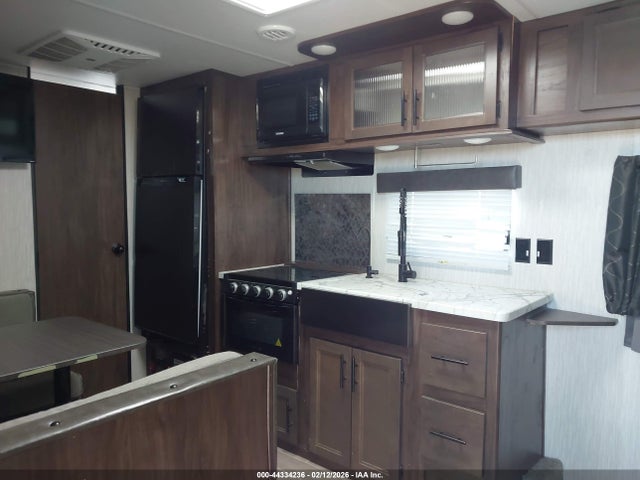 Forest River Grey Wolf 24