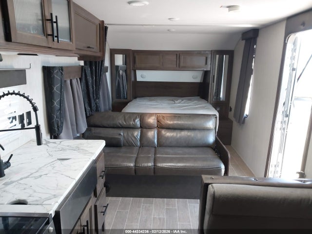Forest River Grey Wolf 24