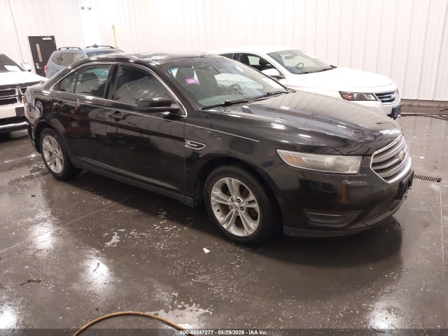 Salvage Ford Taurus Image