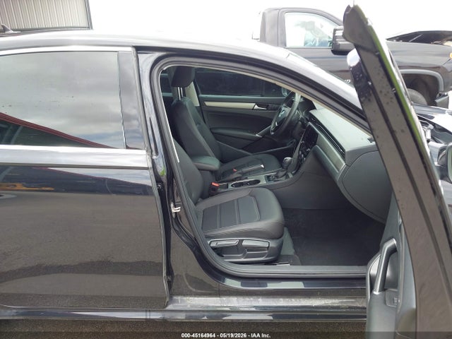 Volkswagen Passat 2.0t Se