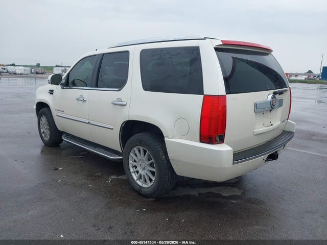 Cadillac Escalade Standard
