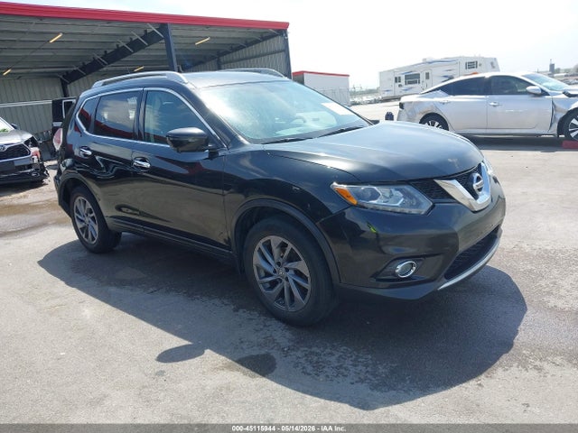 Salvage Nissan Rogue Image
