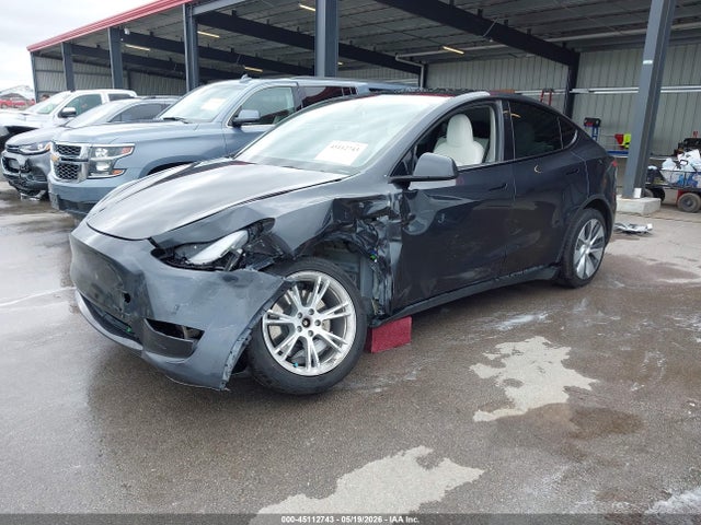 Tesla Model Y Long Range Dual Motor All-wheel Drive