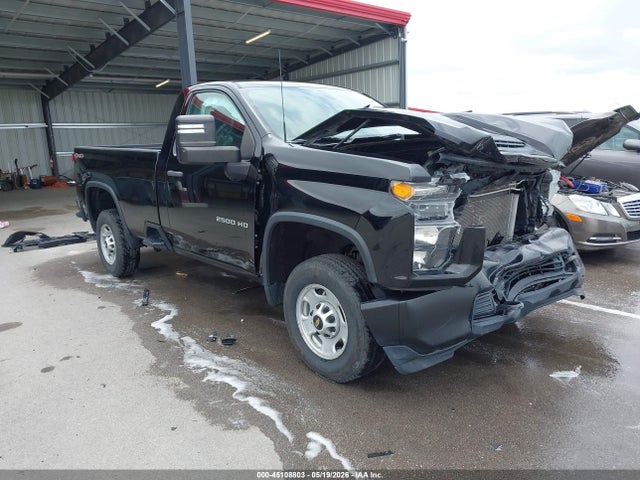 Salvage Chevrolet Silverado 2500 Image